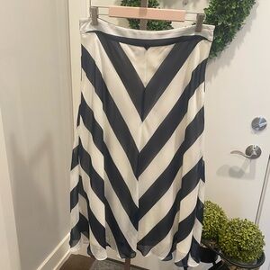 Ann Taylor Striped Navy Blue & White Women's Chiffon Lined Midi Skirt Size 10